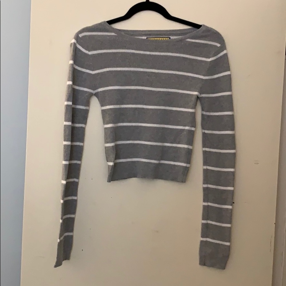 Cropped sweater